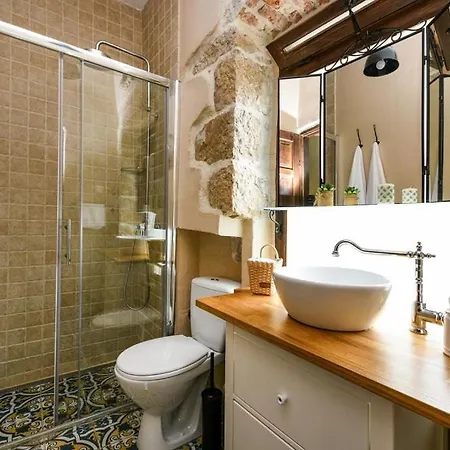 Vila Villa Adele With Extra Large Pool, 82
